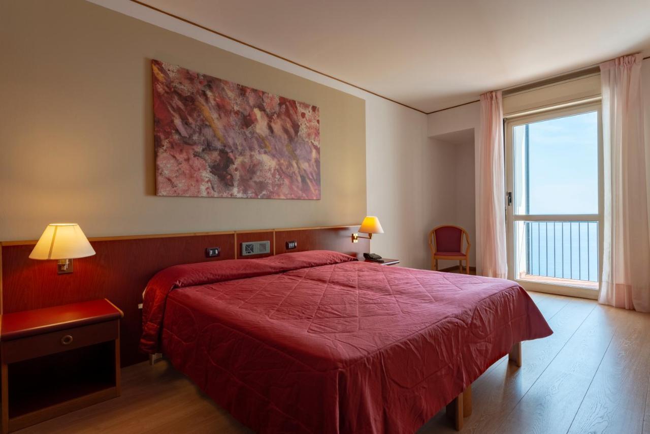 Hotel Torre Normanna Altavilla Milicia Εξωτερικό φωτογραφία